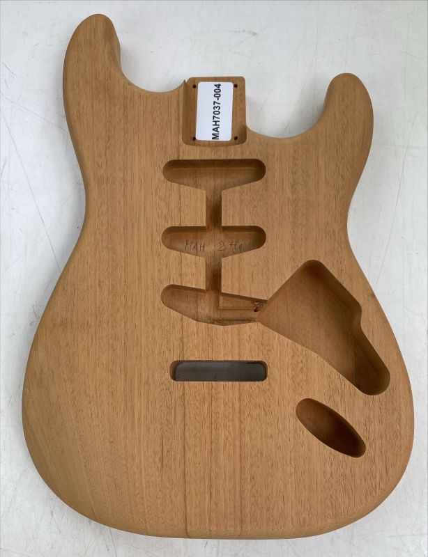 Body Mahagony, 2-pcs., Strat, Unique Piece #004